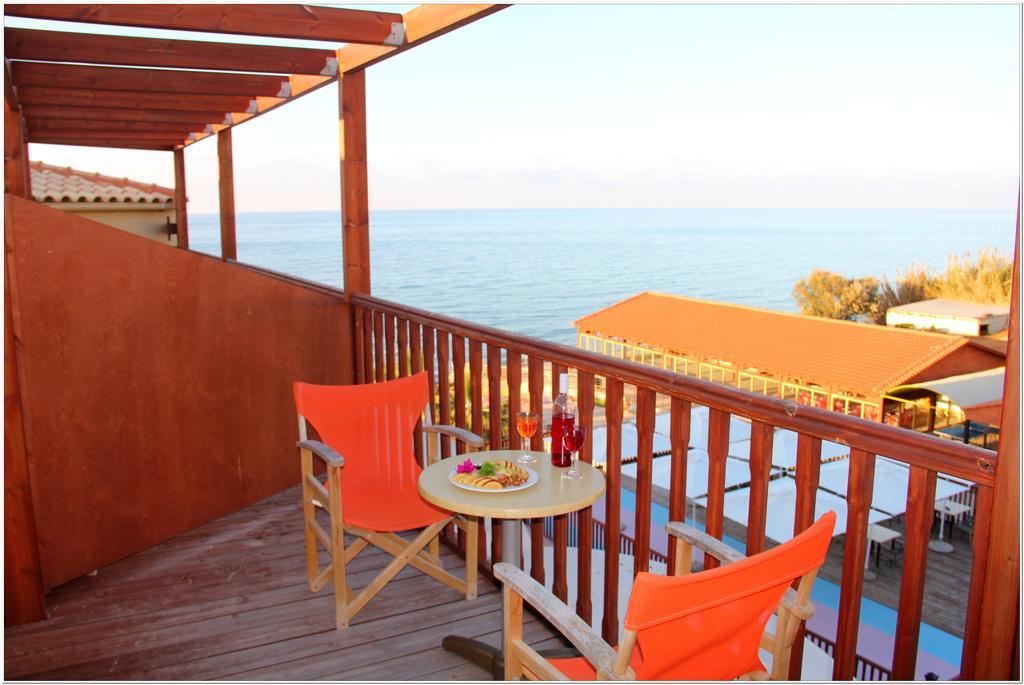 Agelia Beach Hotel Sfáka Extérieur photo